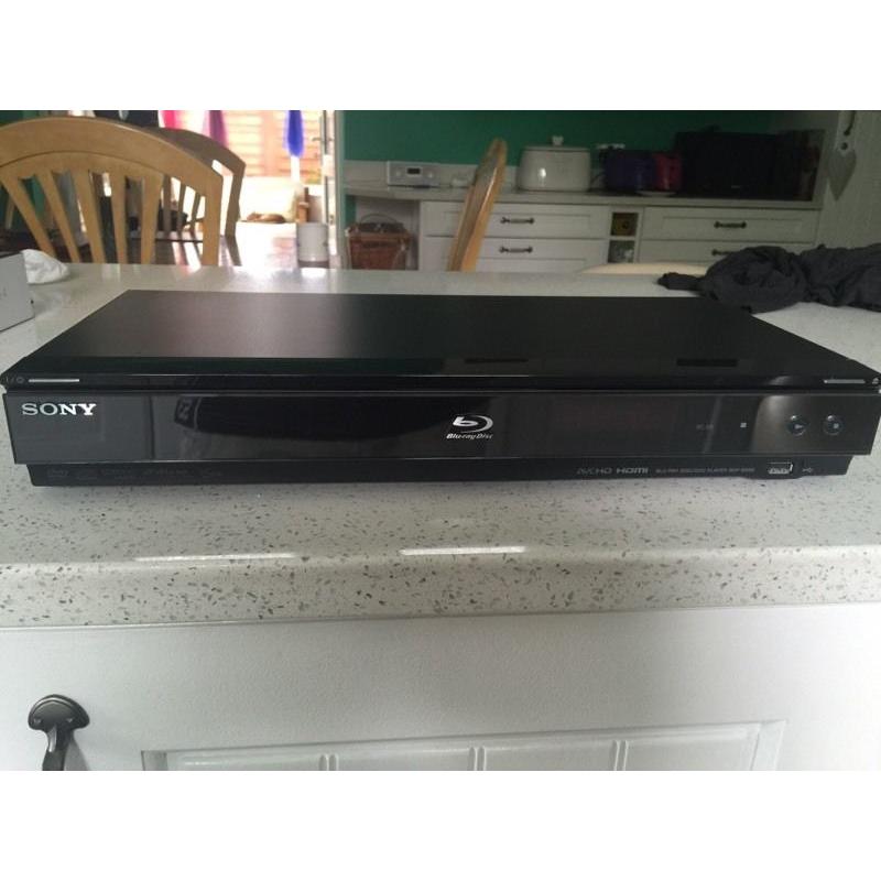 Sony BDP-S560 Blu-Ray player DVD upscale 1080 wifi