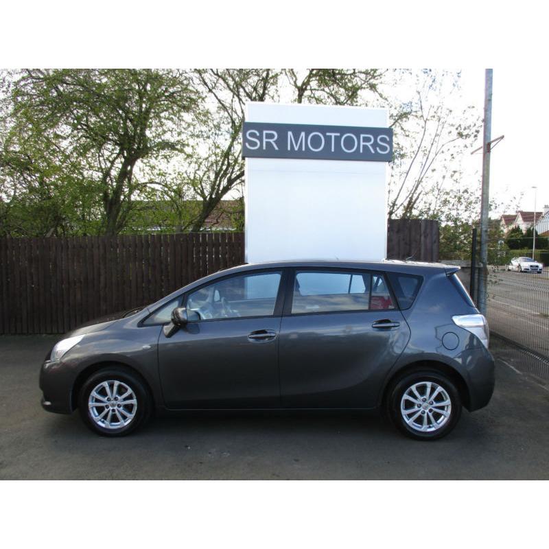 2011 Toyota Verso 2.0D-4D ( 7st )TR(PANROOF,HISTORY,WARRANTY))