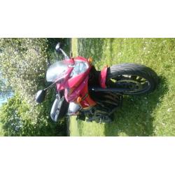 Yamaha XJ6 DIVERSION S Red - Good Condition , reliable and great runner.