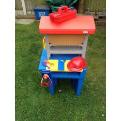 Plastic work bench