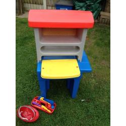 Plastic work bench