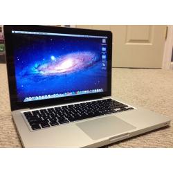 Apple MacBook Pro 13" 2.8GHz, Core i7, 16GB RAM, 750 HDD - MINT CONDITION + SOFTWARES
