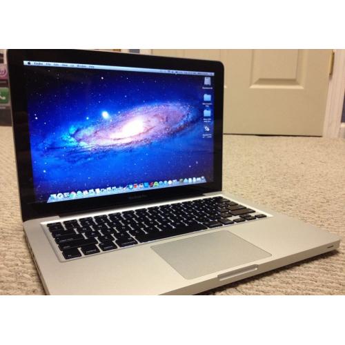 Apple MacBook Pro 13" 2.8GHz, Core i7, 16GB RAM, 750 HDD - MINT CONDITION + SOFTWARES