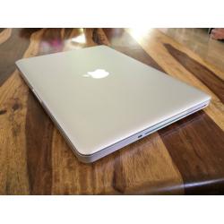 Apple MacBook Pro 13" 2.8GHz, Core i7, 16GB RAM, 750 HDD - MINT CONDITION + SOFTWARES