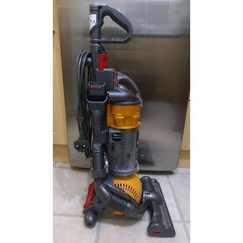 DYSON DC24 ANIMAL BAGLESS LIGHTWEIGHT HOOVER