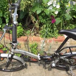 Pristine condition Apollo Transition folding bike