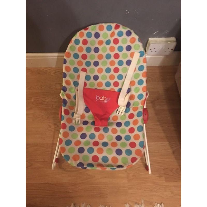 Baby bouncer