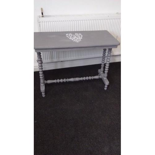 Make up table aged grey shabby chic