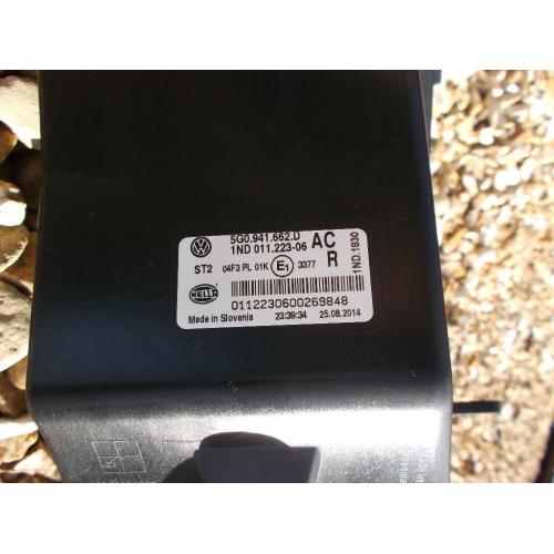 Volkswagen Golf Mk7 (2012 / 2016) O/S (Left) front fog / cornering light. Genuine 5G0 941 662D.