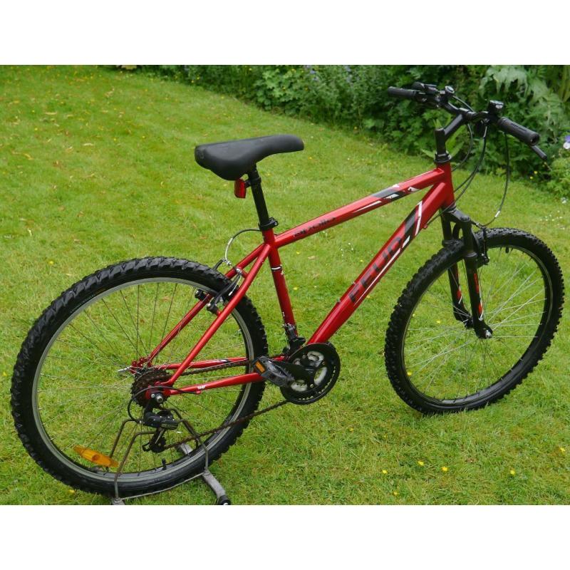 Apollo Feud mountain bike, 17" medium frame, Shimano 18 speed gears, 26" wheels
