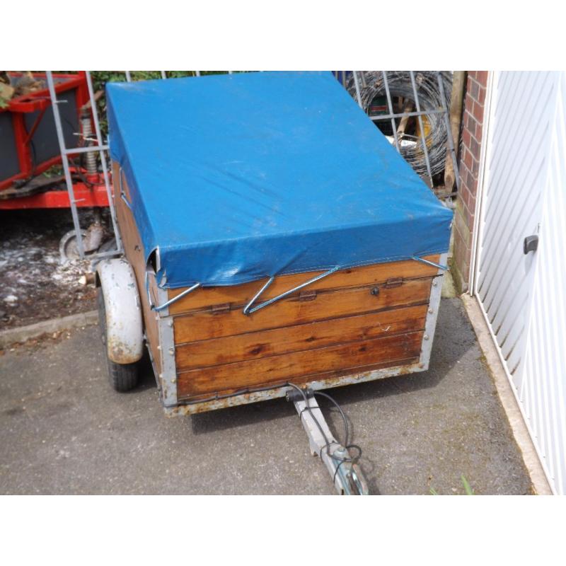 Lightweight / camping trailer