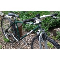 Trek 930 Singletrack Mountain Bike 10 11 12 years Junior kids boys small bicycle Bicycle Cycle