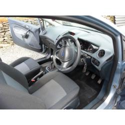 2010 fiesta van cheap runabout