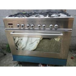 DELONGHI PROFESSIONAL GAS COOKER