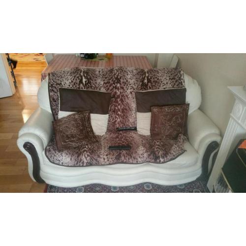 5 seater Cream Leather Sofa Bargain