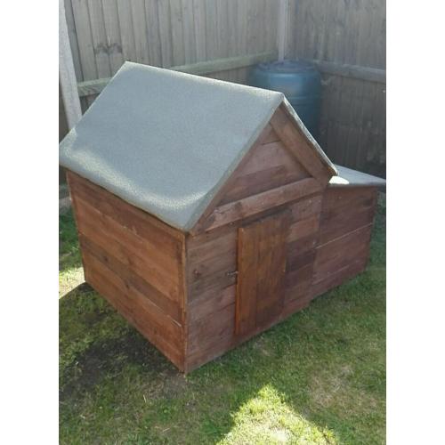 Solid wood reclaimed chicken coop/house/hut