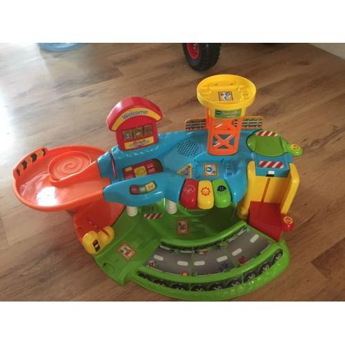 Vtech toot toot