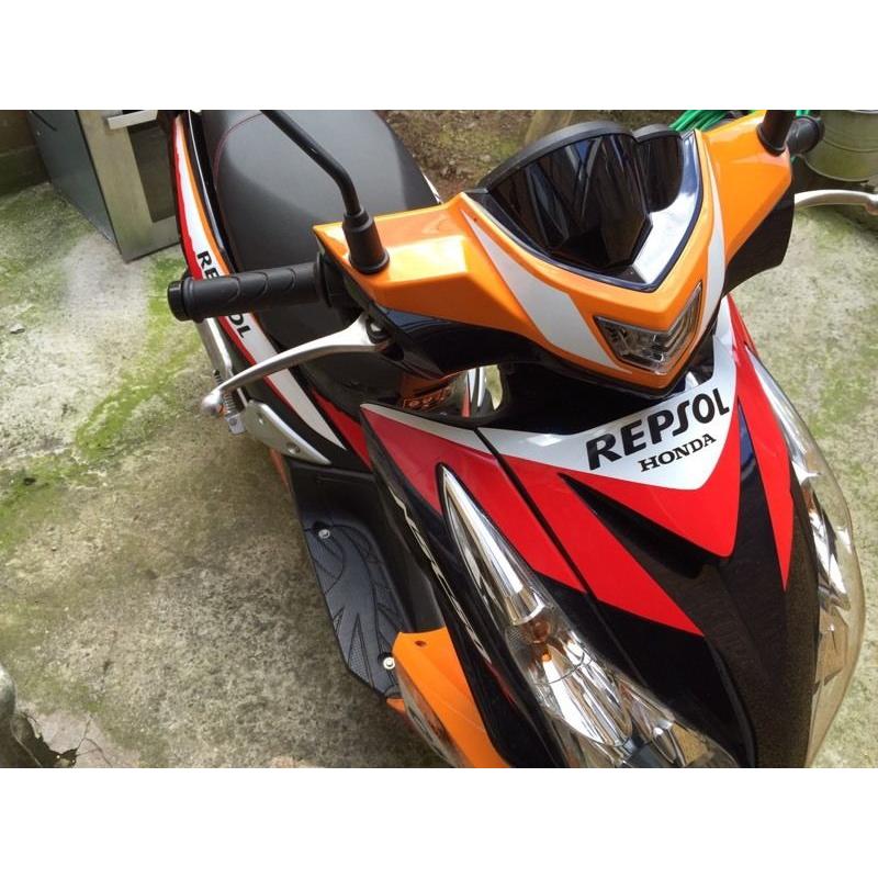 Honda repsol moped
