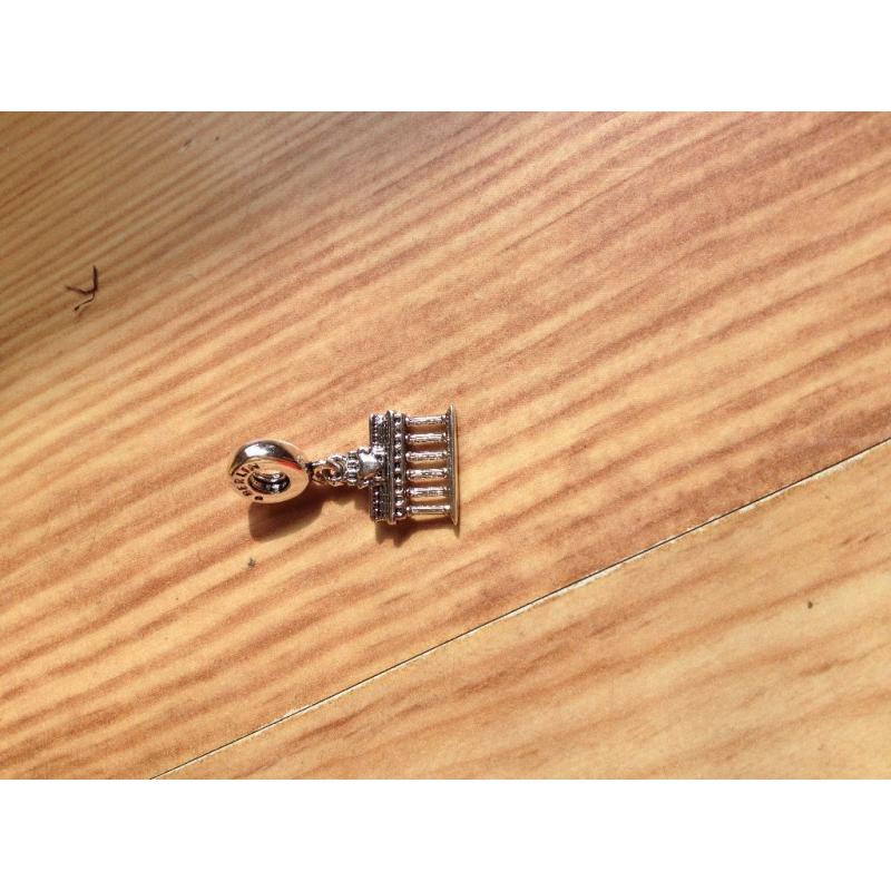 New 925 Sterling Silver Berlin Brandenburg Gate Dangle Charm.