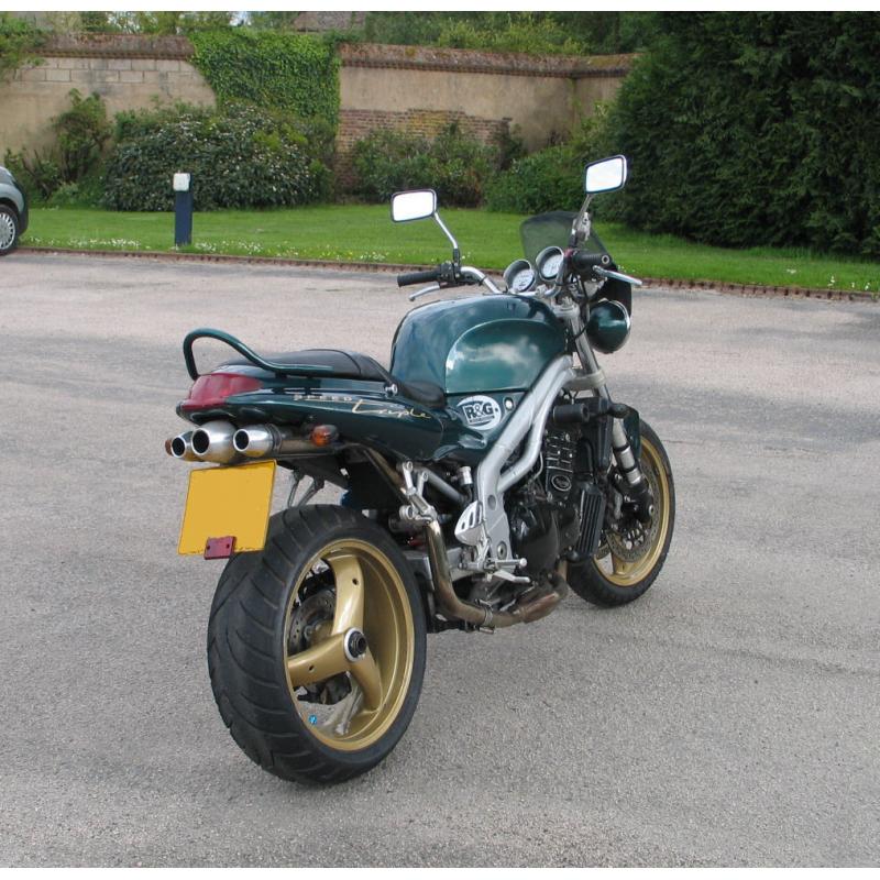 Triumph SPEED TRIPLE 955I (Relisted)