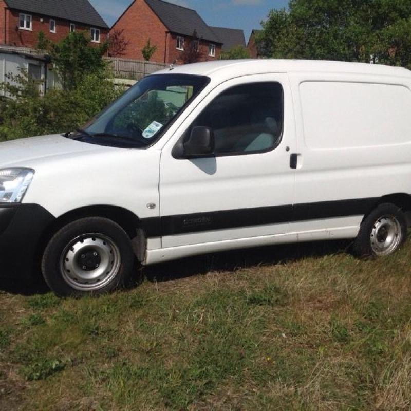 Citreon Berlingo Diesel Van 57 reg one owner