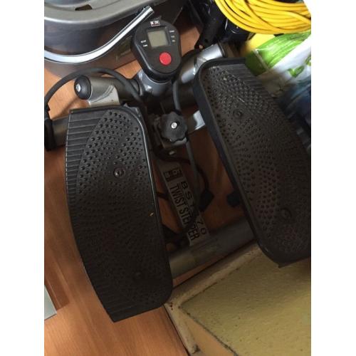 Twist stepper