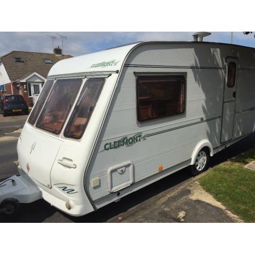 Compass 2001 2 berth in mint condition