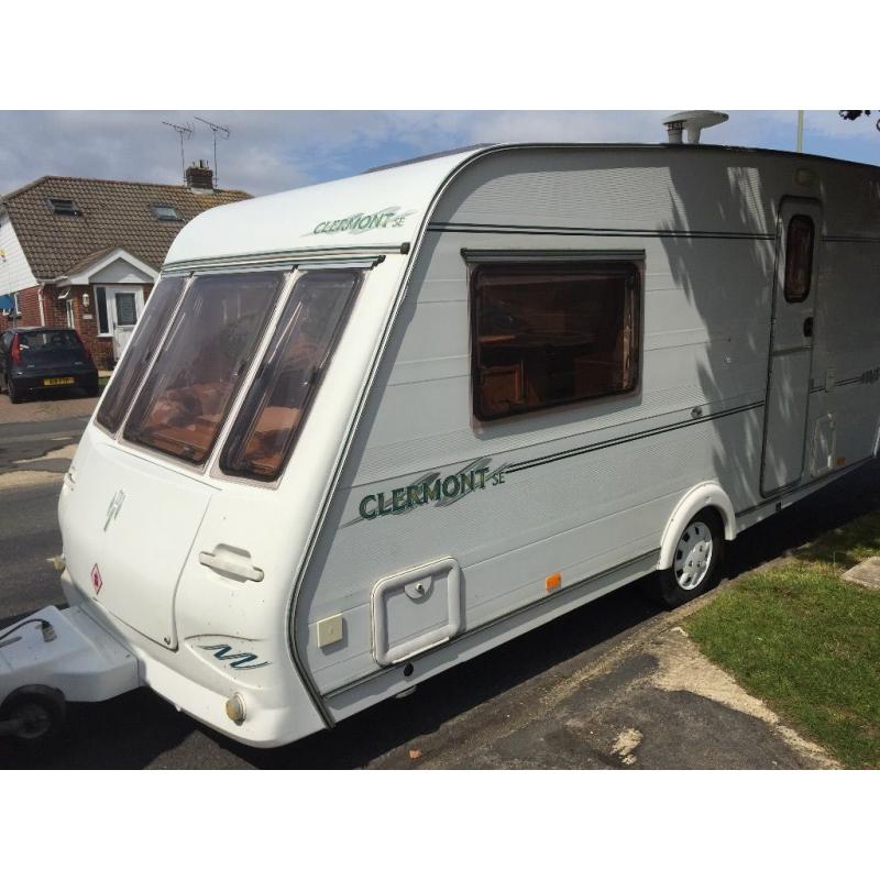 Compass 2001 2 berth in mint condition