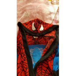Disney store boys spiderman dressing gown 7 to 8 would fit 6 years to