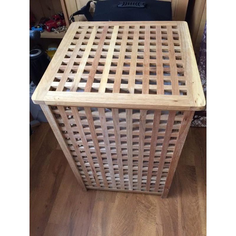 Laundry bin
