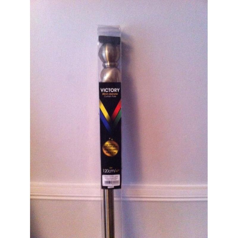 *NEW* curtain poles and roman blinds