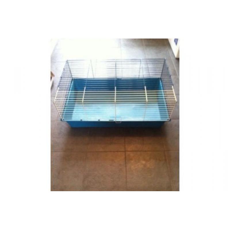 Large indoor rabbit hutch