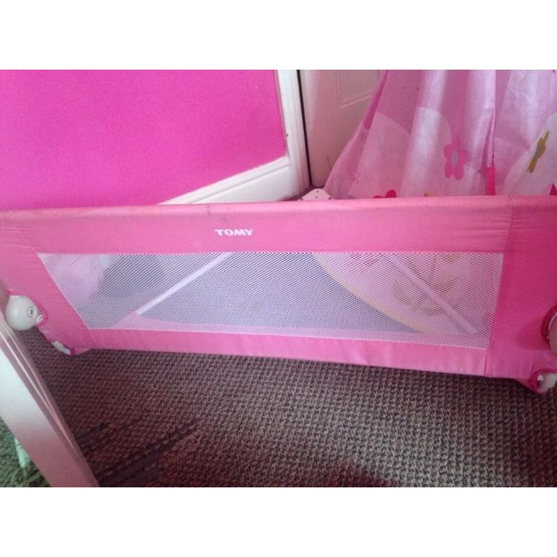 Bed guard