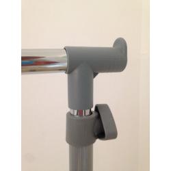 Plastic clothing rail/organiser