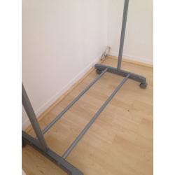 Plastic clothing rail/organiser