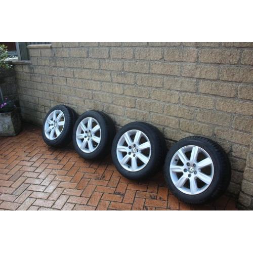 Genuine VW Polo 15" Alloy wheels & Tyres