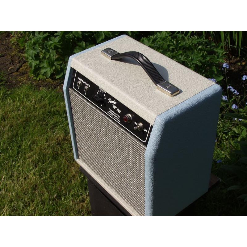 5F1 Champ Amplifier. Handwired. Custom cabinet.