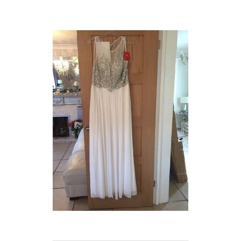Bridesmaid/prom/evening/ dresses