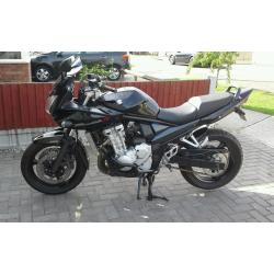 Suzuki GFS650 Bandit