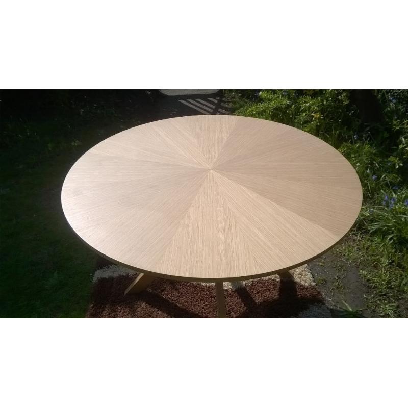 Ex-display Designer Round Oak Dining Table
