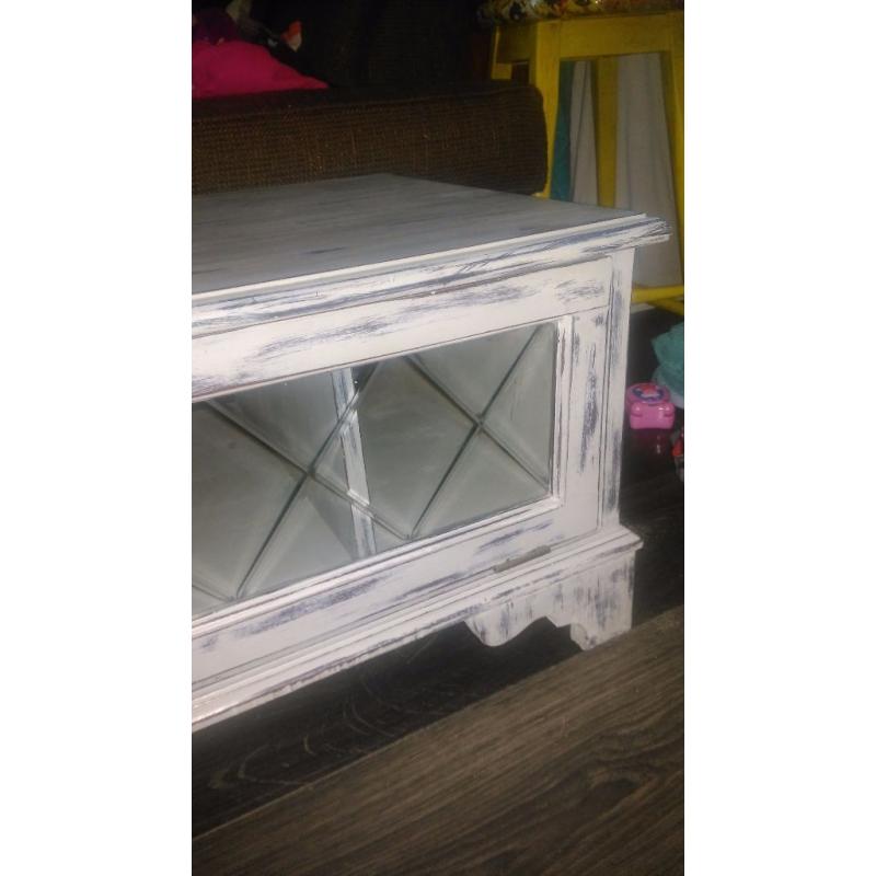 Beautiful shabby chic tv stand, paris grey.