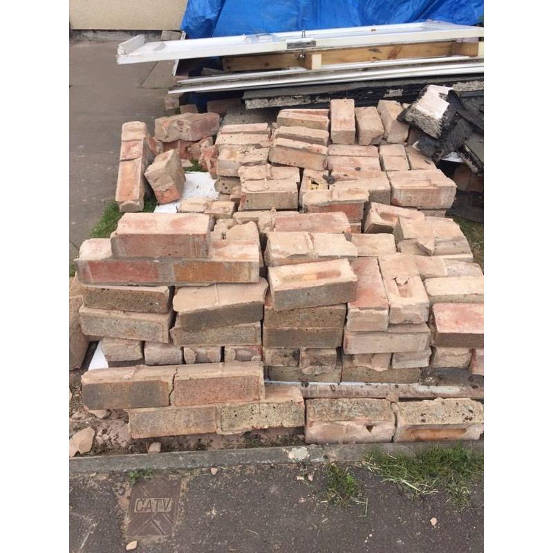 Free used bricks