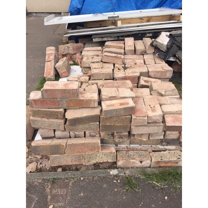 Free used bricks