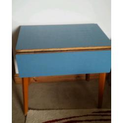 Vintage 50s 60s Formica Drop Leaf Table