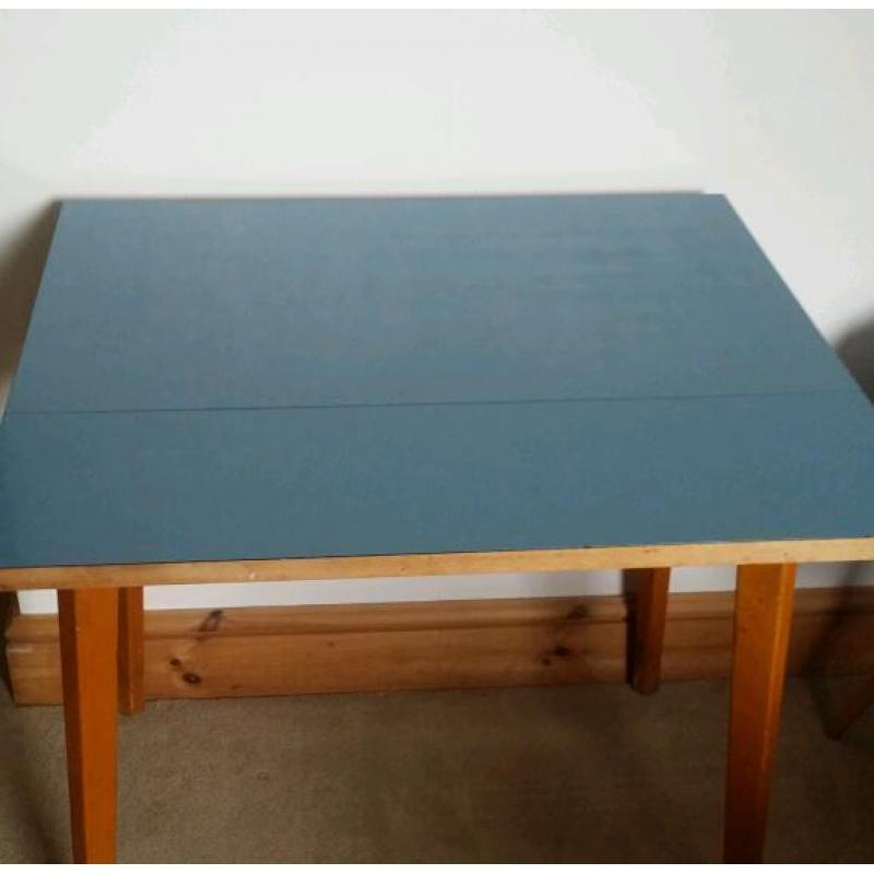 Vintage 50s 60s Formica Drop Leaf Table
