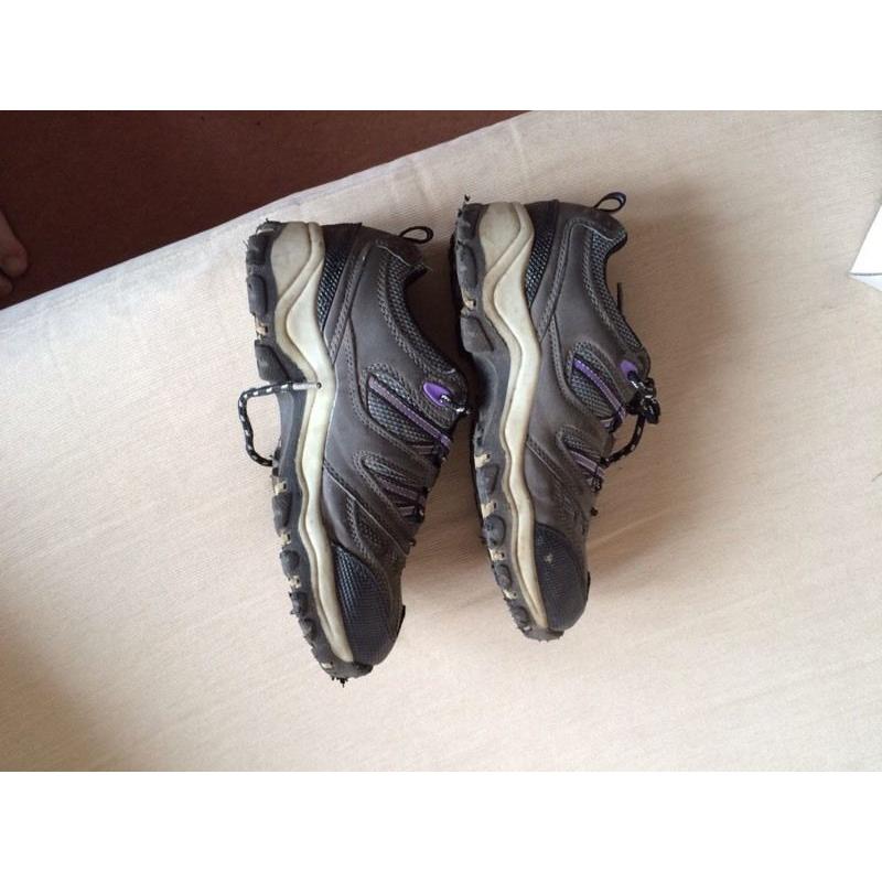 Walking shoes