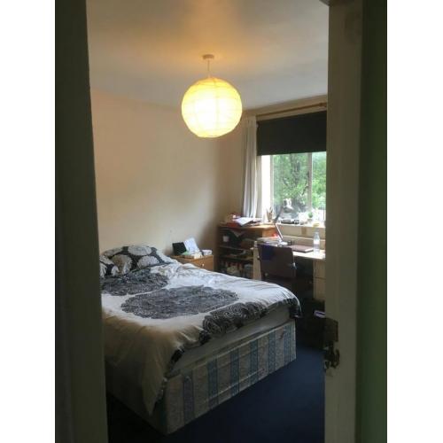 Low budget spacious double in great location