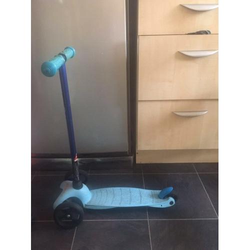 Micro scooter
