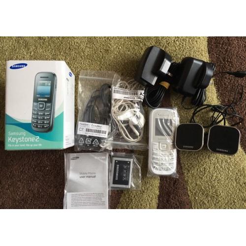 Brand new Samsung keystone 2 & extras