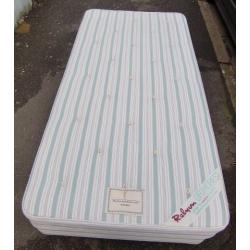 SINGLE DIVAN LOW BED BASE AND MATTRESS